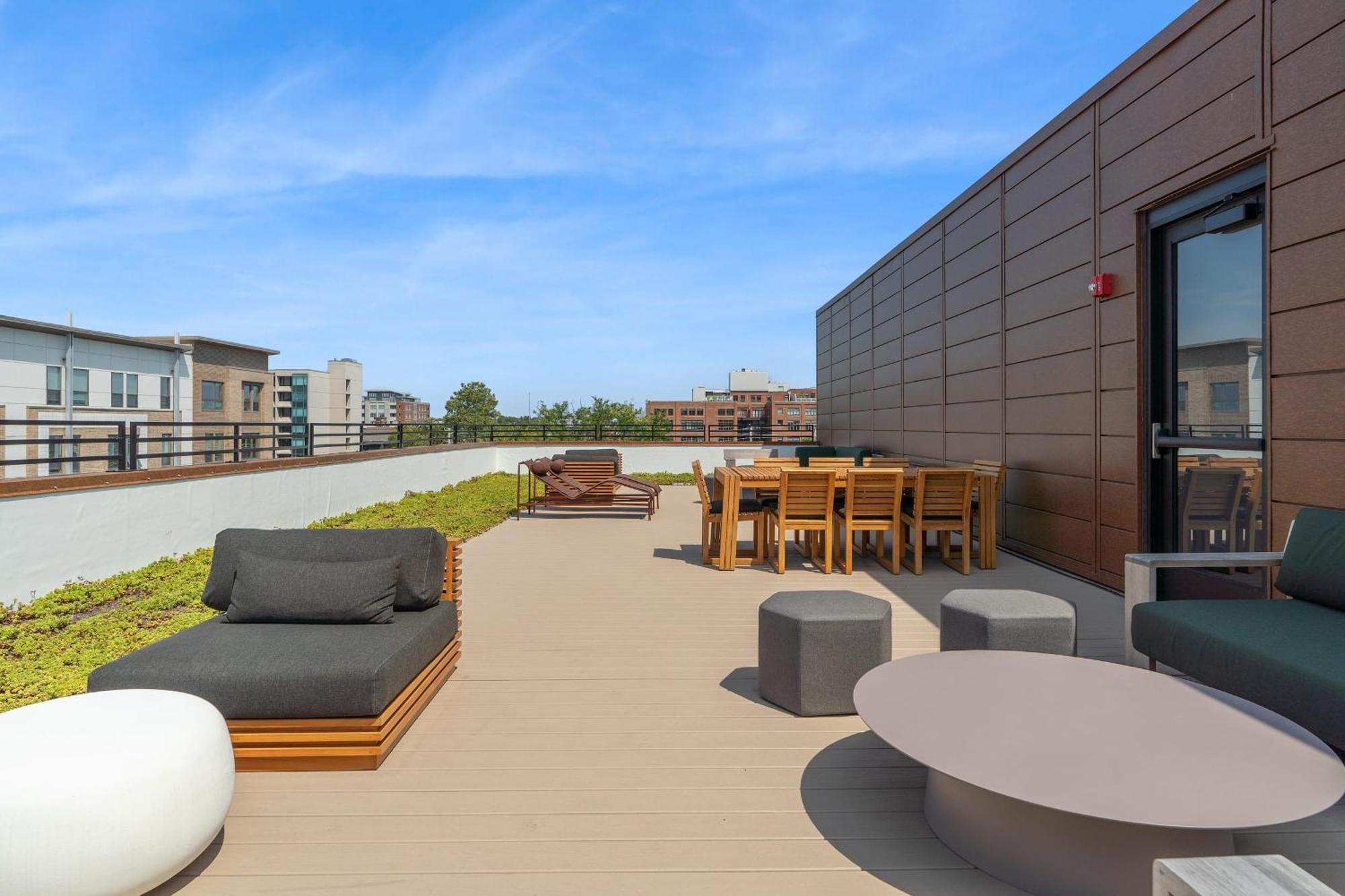 Cozysuites On Mass With Garage Parking #4 Indianapolis Exterior photo